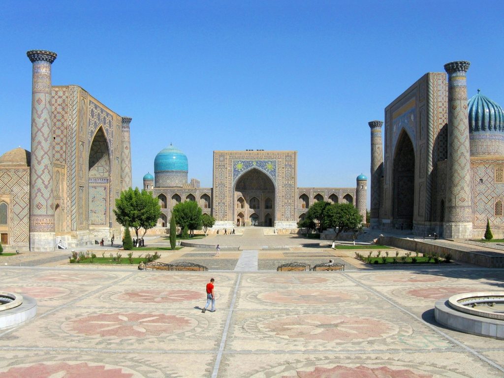 Plaza de Registán en Samarkanda